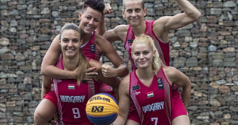 Nyolcaddöntőben a magyar lányok