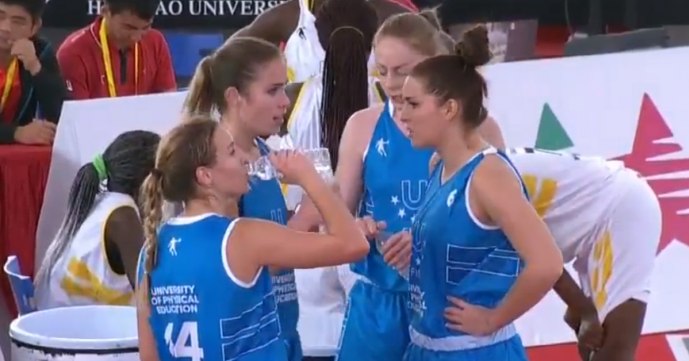 Negyeddöntőben a magyar lányok
