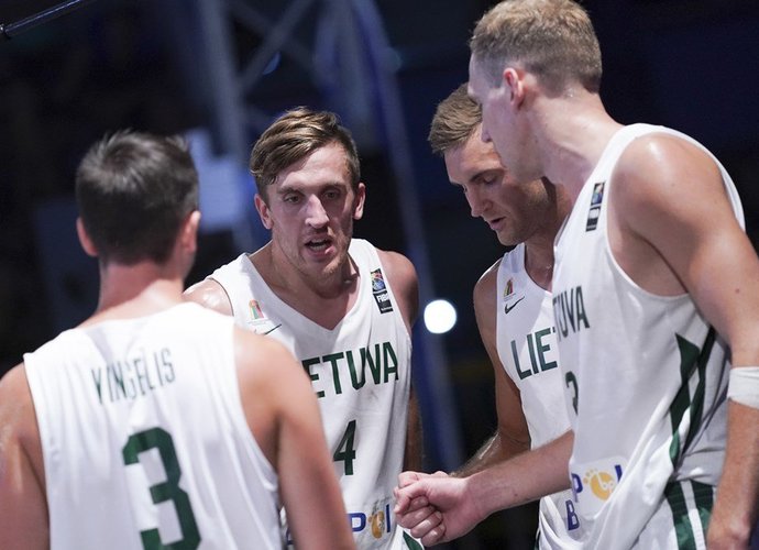 Többfordulós bajnokságot kezdenek a litvánok